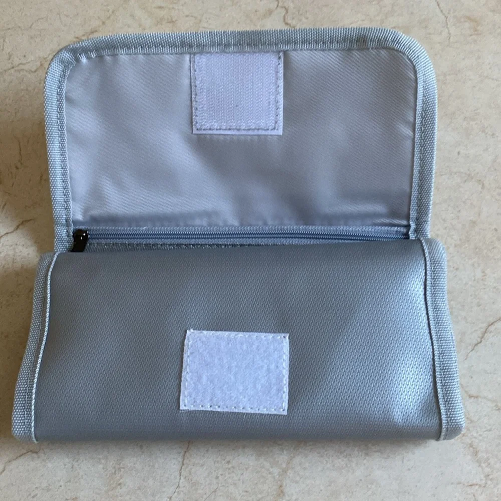 NWOT Travel Storage Clutch, Water Resistsnt